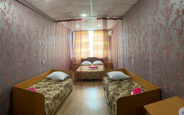 Hotel Gostinitsa Loran