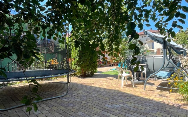 Florentsiya Guest House