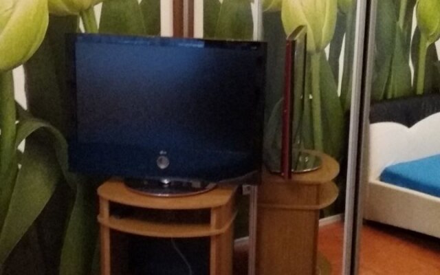 Апартаменты Двухкомнатная квартира на Бровцева 15