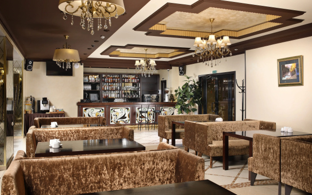Kurortnyj otel' Grand-Otel'