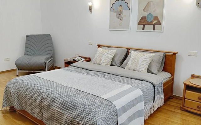 Квартира Уютная 2х комнатная в центре Сочи