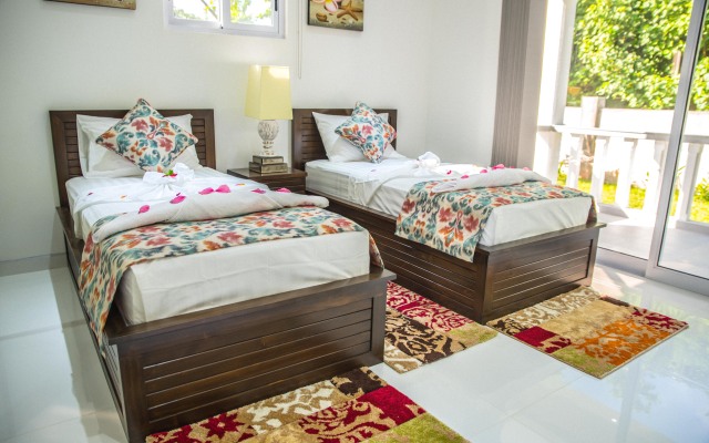 Island Charm Of Praslin Villa