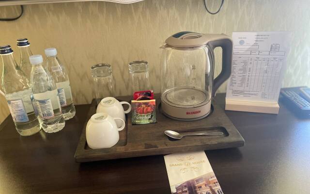 Grand Hotel Kapan