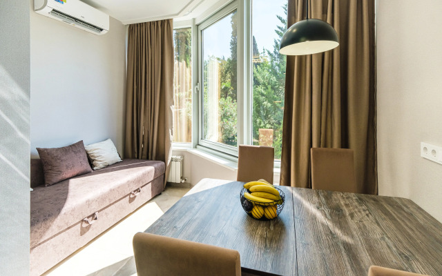 Luxury v Tsentre Sochi Flat