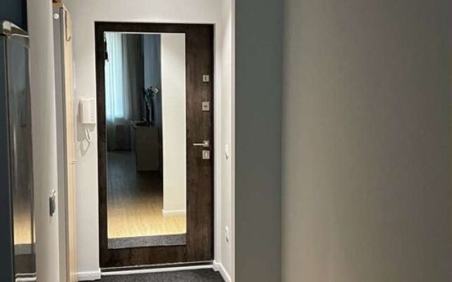 Квартира Студия на Набережнoй Большoй Невки