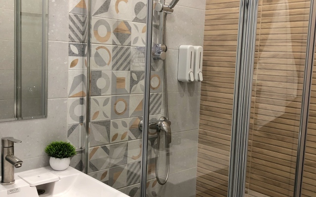 Апартаменты Озеро возле Аэропорта на 2 Гостя