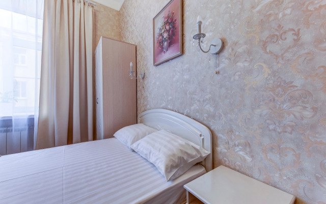 Ekonom Lyubimy Gorod Apartments
