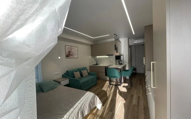 Ryadom S Plyazhem Flat