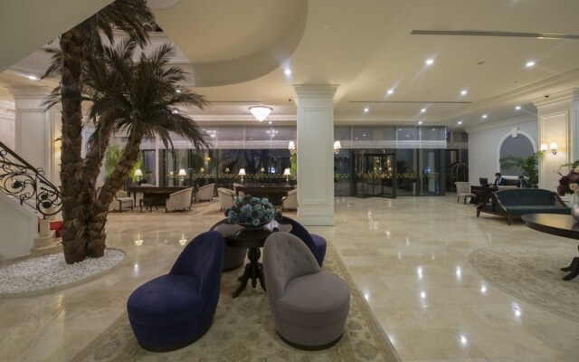 İsfanbul Holiday Home & Suites Hotel