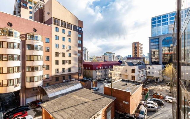 Апартаменты в Самом Центре на Белинского 30 (566)