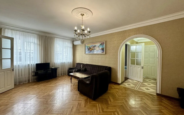 na Ulitse Markova 14 Private House