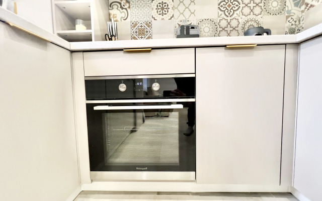 VyDoma na Tyumenskom Arbate s vidom na Bul'var Dzerzhinsko Apartments