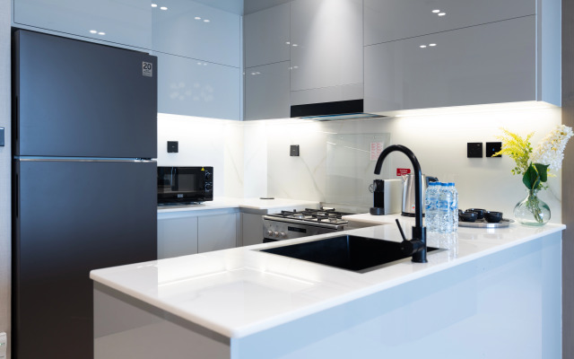 Apartment Keyrock Living - Binghatti Canal Luxury Haven