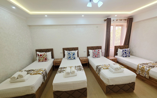 Samarkand Imron Hotel