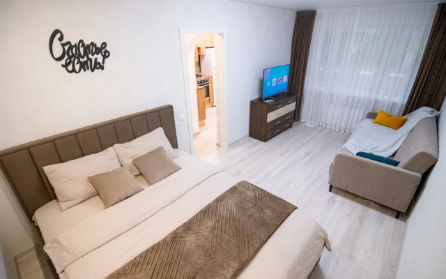 Hedonism Aparts Na Tsiolkovskogo 2v Apartments