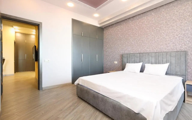 Comfort stay on Tsitsernakaberd Highway, 1/2, 172/2 Flat