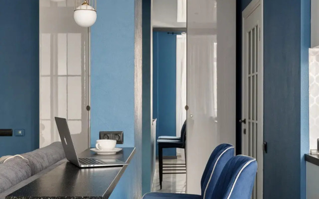 Stilnye Apartamenty S Vidom Na Park Flat