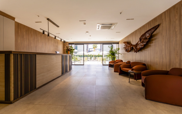 Khora Suites