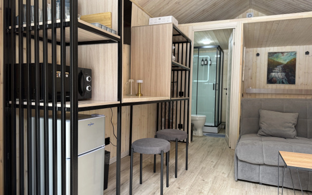 Частный дом с видом на Кавказский хребет