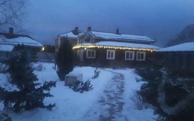 S Baney U Ozera Private House