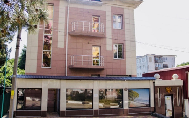 Отель Олина