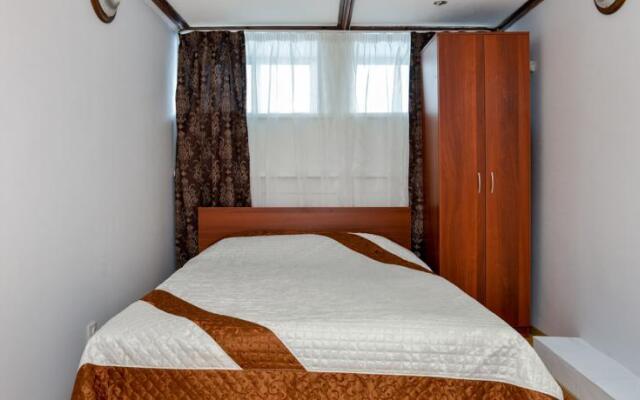 Yal Hotel