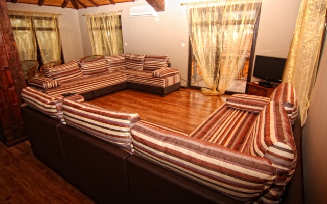 Astra2 Villa