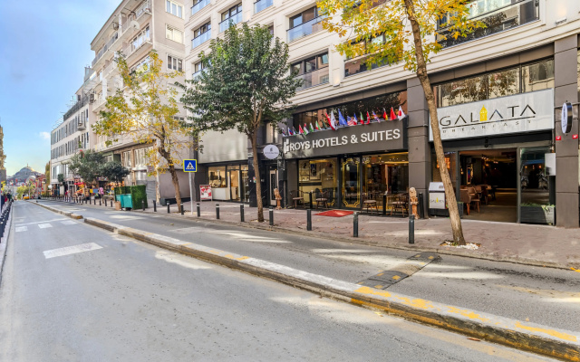 Отель Roys Hotel & Suites
