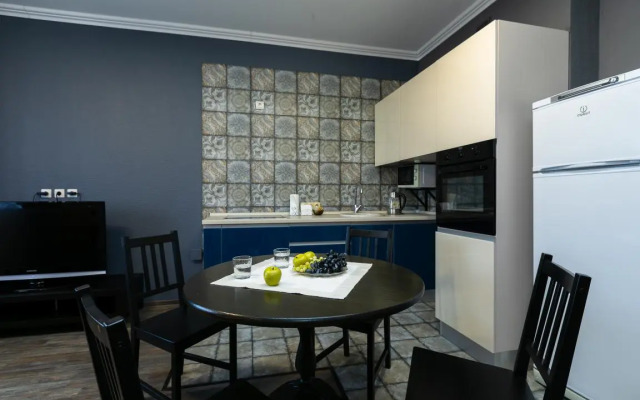 Квартира Этажидейли евродвушка с балконом