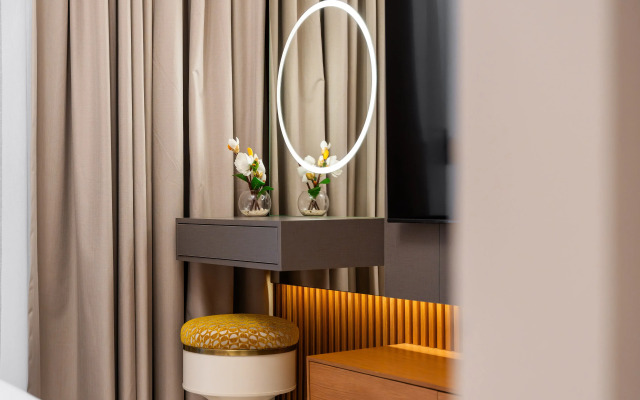 Elegant 2-Bedroom Apartment in Dubai Creek Harbour, Apartments