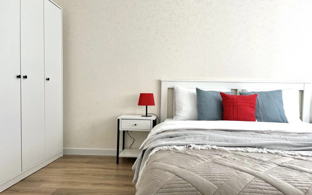 Квартира возле УГМК