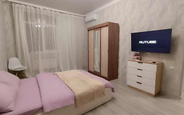 S novym remontom v Tsentre Pyatigorska Flat