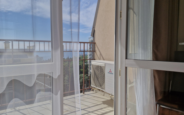 Atlant Alushta 2 Flat