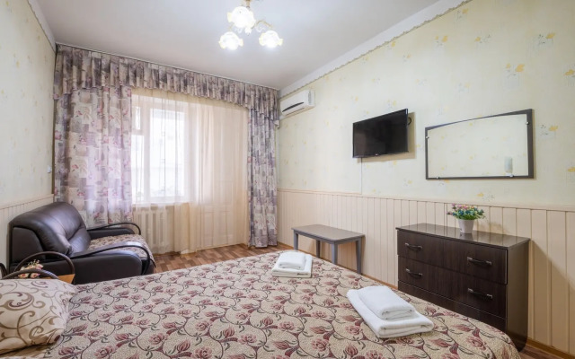 Lazur Allama Group Guest house
