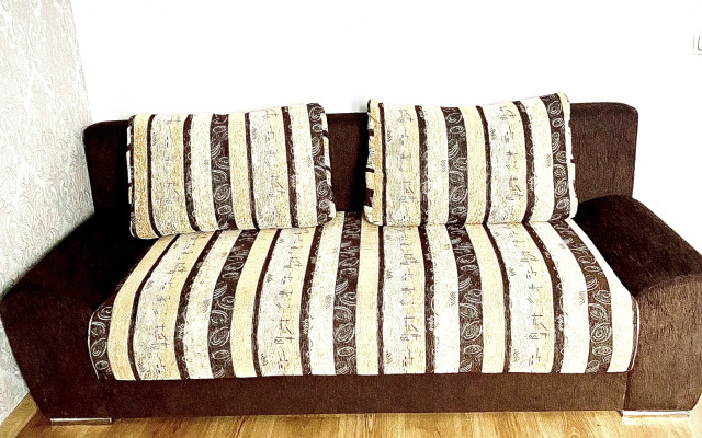 Двухкомнатная квартира в центре города с видом на парк Победы