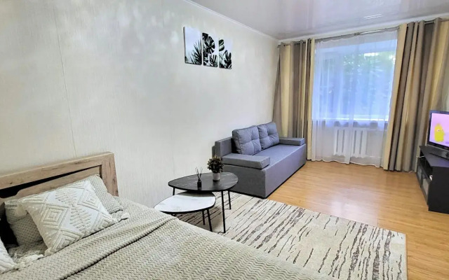 Udobnoye Raspolozhenie Ryadom Transport Parkovka U Vkhoda Flat