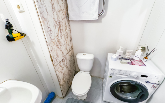 S zaseleniyem Lutshiy servis Posutochno50 Apartments