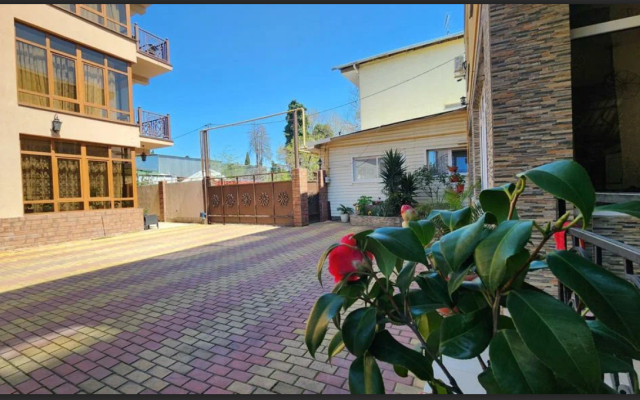 Hizhina Schastya Guest house