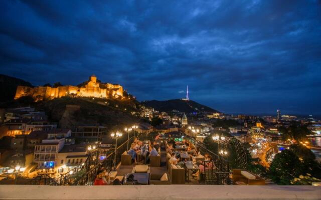 Tiflis Palace