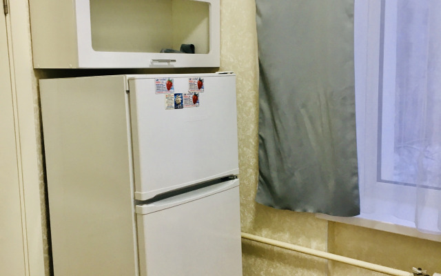 Uyutnaya Yevrodvushka U Metro Profsoyuznaya Flat