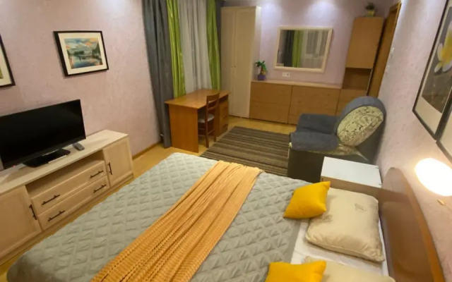 Апартаменты с 1 Комнатой с Красивым Ремонтом и Видом на Город (КВАРТИРА51)