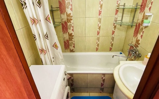 Kvartira V Shagovoy Dostupnosti Do Naberezhnoy Na Ul. Krasnoarmeyskoy Flat