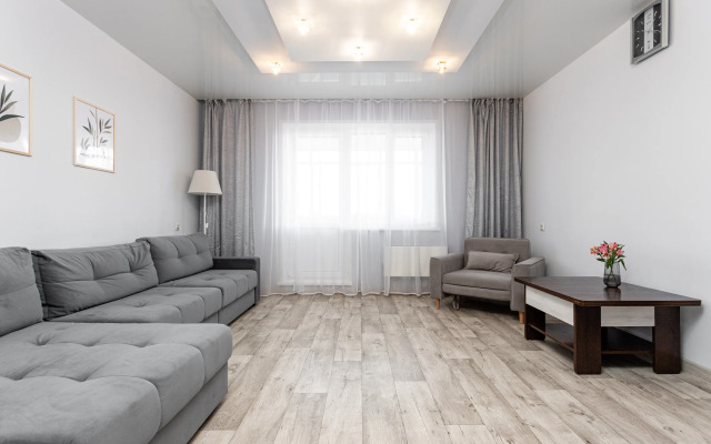 Krasroom vozle TC Planeta Flat