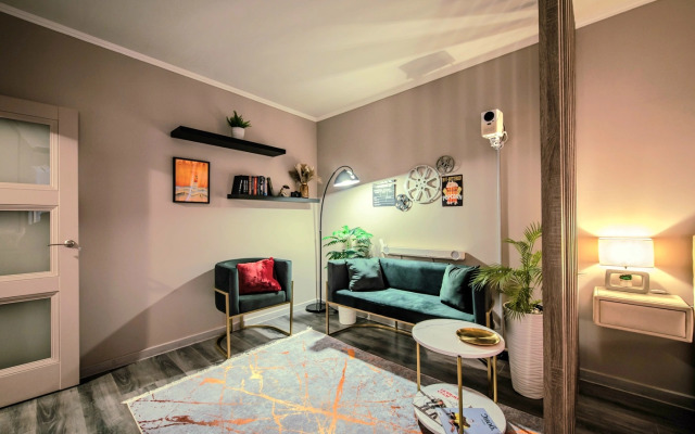 Квартира кинотеатр у метро