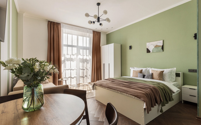 JN Apartments Dizajnerskaya vidovaya studiya s balkonom Flat