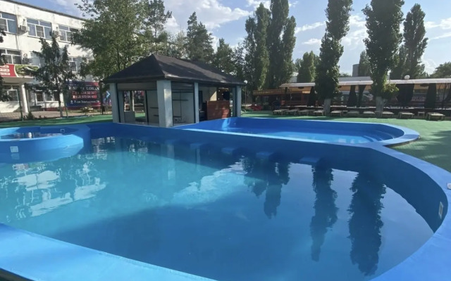 Hotel Gostinitsa Loran