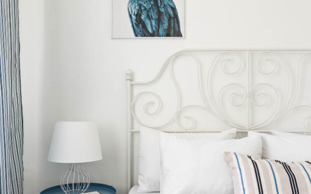 Апартаменты Четырёхкомнатные Город Рек на Большой Конюшенной 1