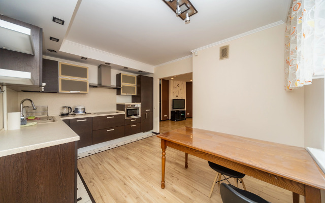 Квартира Большая Уютная Квартира в Центре Перми