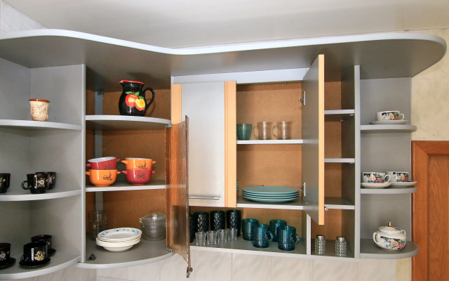 Na Pushkinskoy naberezhnoy Flat