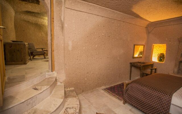 Helike Cave Suites